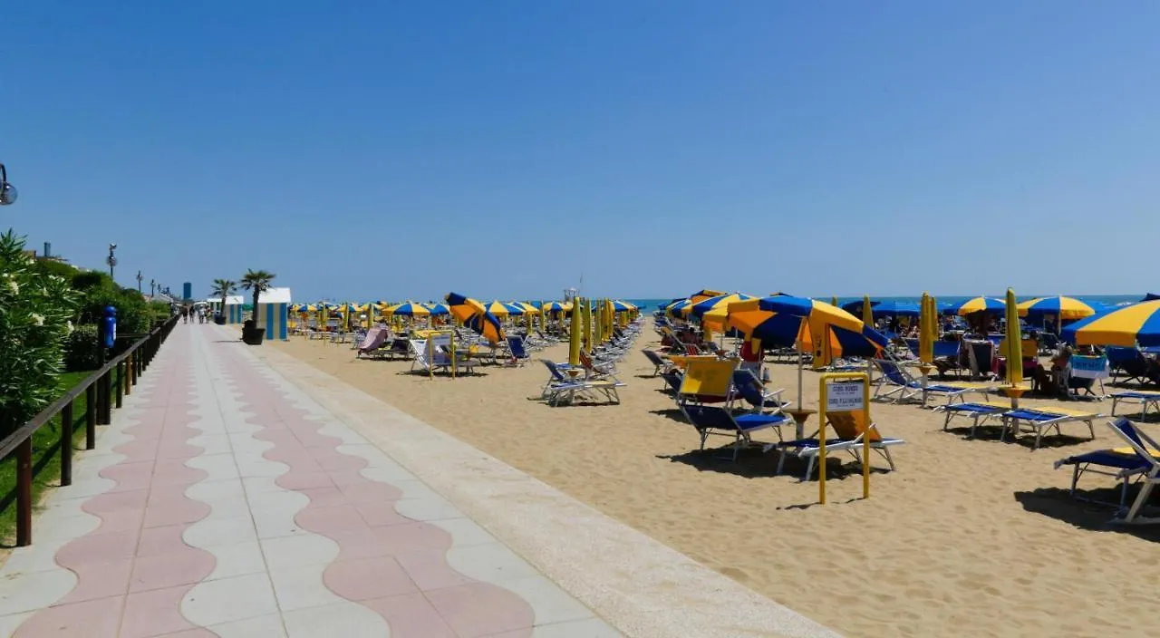 Domus Fiorita Apartment Lido di Jesolo