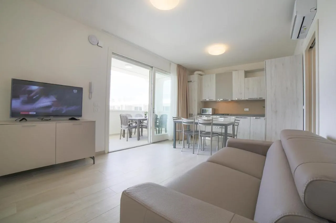 Domus Fiorita Apartment Lido di Jesolo 0*,