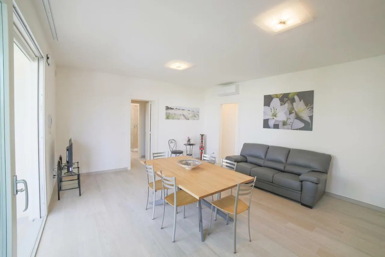 Domus Fiorita Apartment Lido di Jesolo Italy
