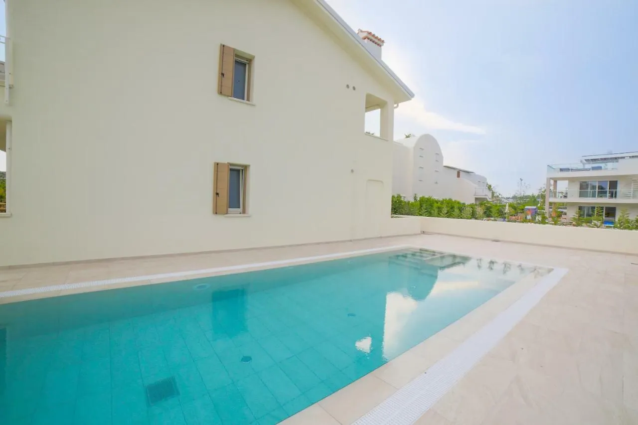 Domus Fiorita Apartment Lido di Jesolo